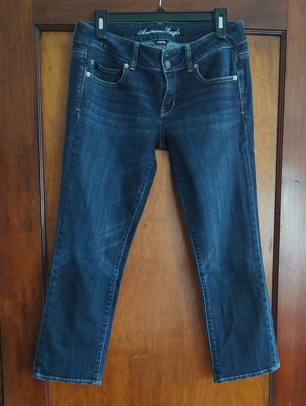 American Eagle Outfitters Indigo Straight Leg Capris